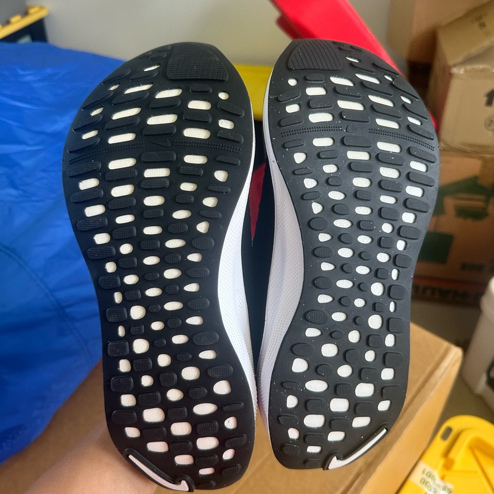Nike infinity react run R4 (flyknit) - Picture 4 of 4